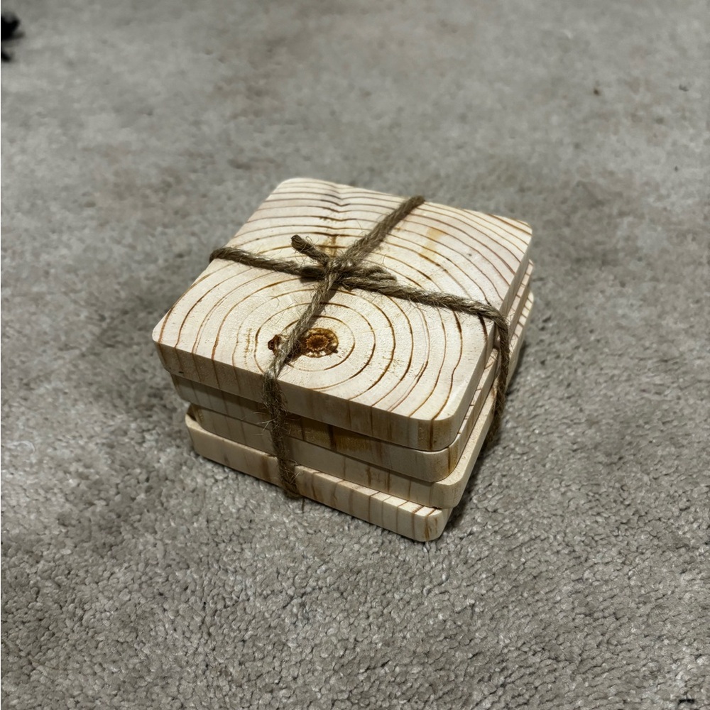 Wooden coaster set